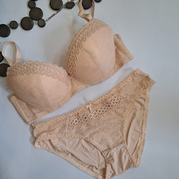 PREMIUM LACE BRA SET